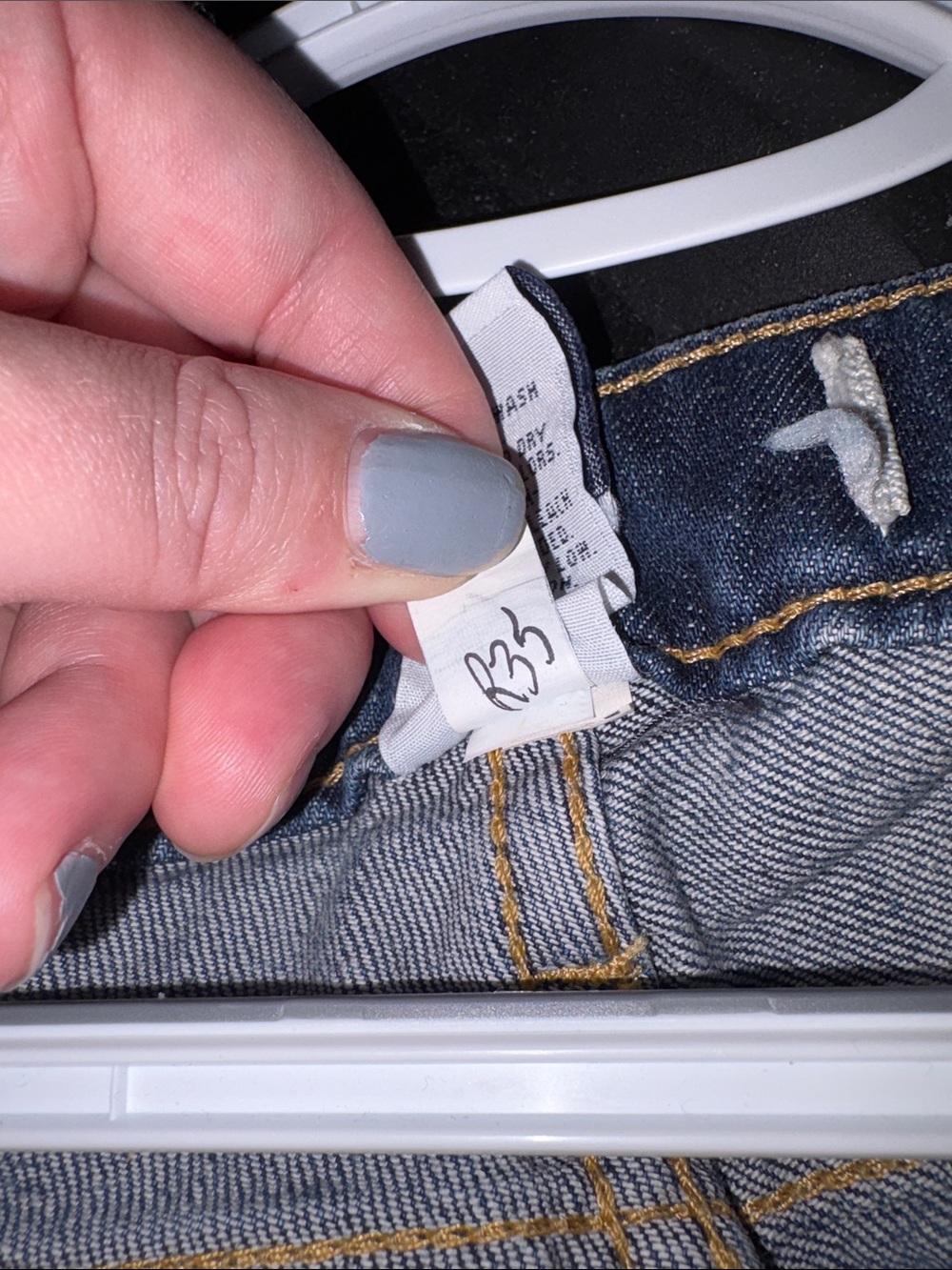 Women’s Denim Jeans - Classic Straight Fit